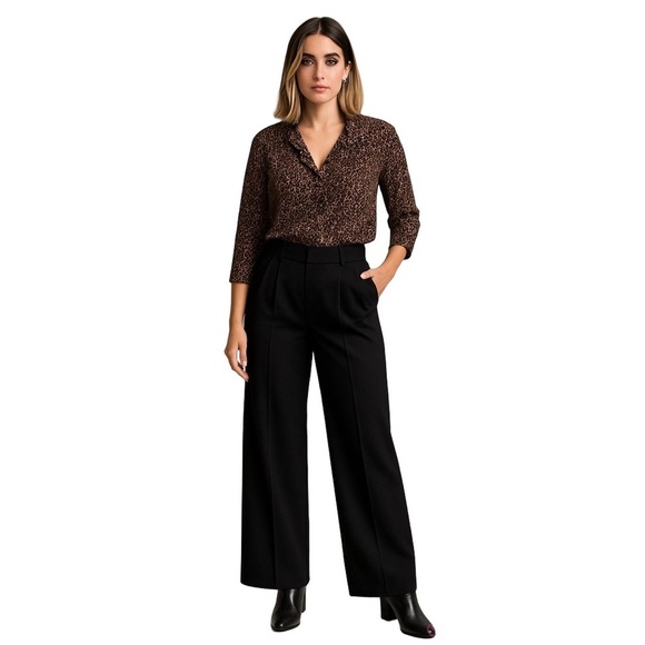 Tops - J McLaughlin Leopard Print Catalina Cloth Top Medium